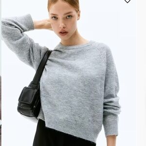 H&M short fine knit sweater